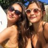 Giulia Costa e Marina Moschen posam de biquíni, em 31 de julho de 2016