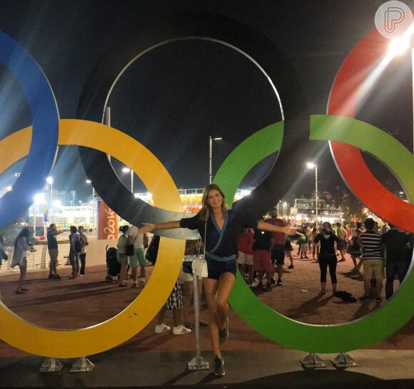 Marina Ruy Barbosa está curtindo o clima olímpico que tomou conta do Rio de Janeiro