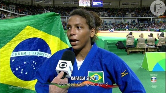 Rafaela Silva se tornou a primeira campeã olímpica brasileira nesta segunda (08)