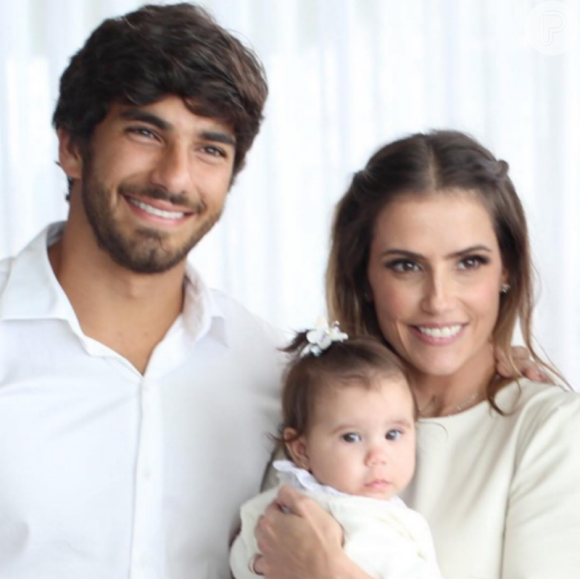 Deborah Secco e Hugo Moura são pais de Maria Flor: 'Quero que minha filha seja cada dia mais feliz e mais amada'