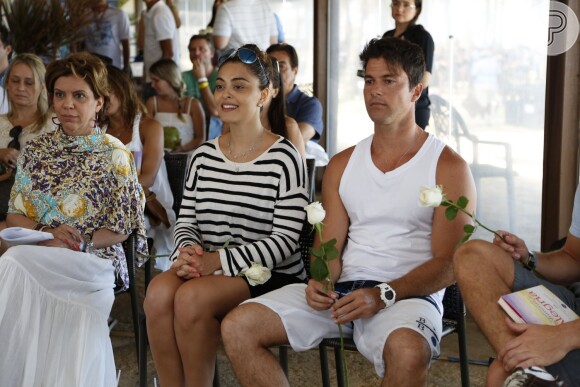 O evento 'Love & Peace Rocks' começou na manhã deste sábado no Beach Park, em Fortaleza