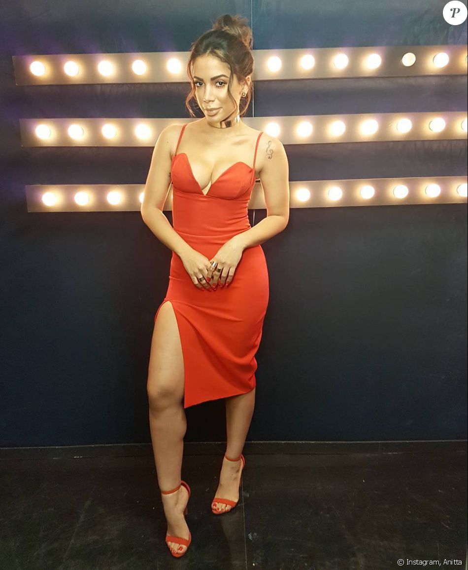 vestido de gafieira com franja