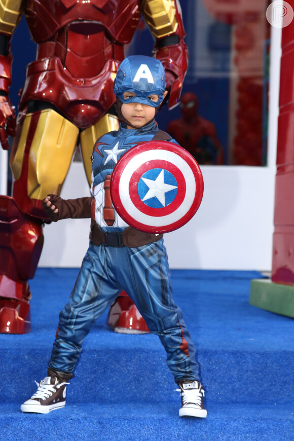 Arthur, filho de Eliana e João Marcello Bôscoli, comemorou seus 5 anos em uma casa de festas em São Paulo neste sábado, 13 de agosto de 2016