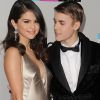 Justin Bieber e Selena Gomez, ex-namorados, vivem trocando farpas e indiretas nas redes sociais