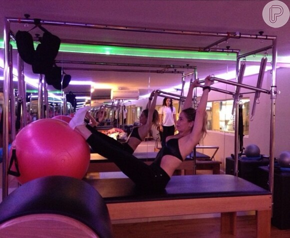 Winits mostra no seu Instagram um de seus segredos para estar com o corpo em forma: pilates
