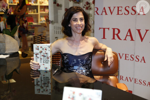 Fernanda Torres lançou o seu primeiro romance 'Fim', nesta sexta-feira, 29 de novembro de 2013, na Livraria da Travessa, no Leblon, Rio de Janeiro