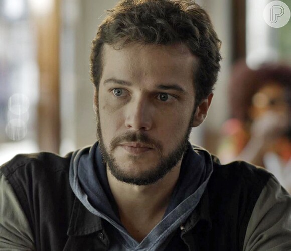 Giovanni (Jayme Matarazzo) pede desculpas a Aparício (Alexandre Borges), na novela 'Haja Coração'