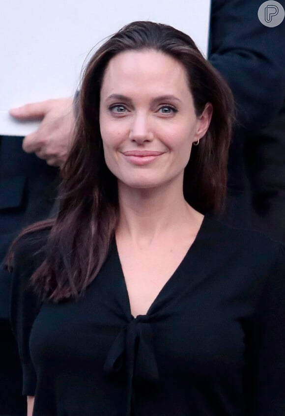 Angelina Jolie e Brad Pitt estão se separando em um divórcio cheio de polêmicas