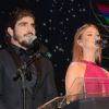 Marina Ruy Barbosa e Caio Castro apresentaram uma das categorias do 'Profissionais do Ano'
