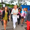 Xuxa causou alvoroço ao chegar em sua zona eleitoral, no Rio, para votar neste domingo, 30 de outubro de 2016