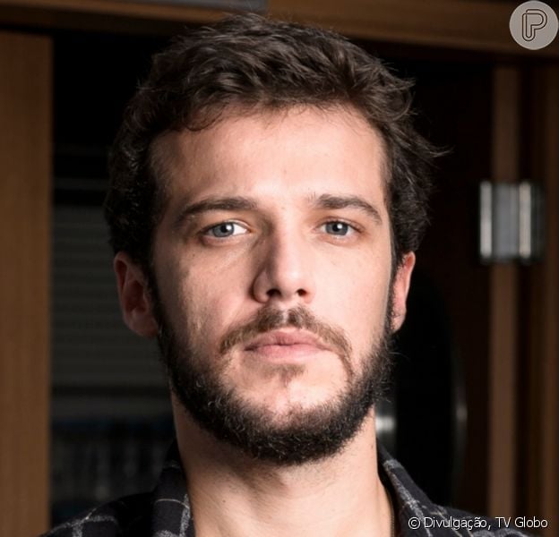 Na novela 'Haja Coração', Giovanni (Jayme Matarazzo) tenta escapar do cativeiro e Bruna (Fernanda Vasconcellos) reage
