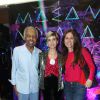 Gilberto Gil prestigiou a nora Ana Claudia Lomellino em lançamento de DVD na noite desta segunda-feira, 7 de novembro de 2016