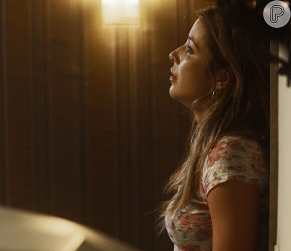 Sirlene (Renata Dominguez) entra em coma após o atentado encomendado por Cesar (Rafael Cardoso) na novela 'Sol Nascente'