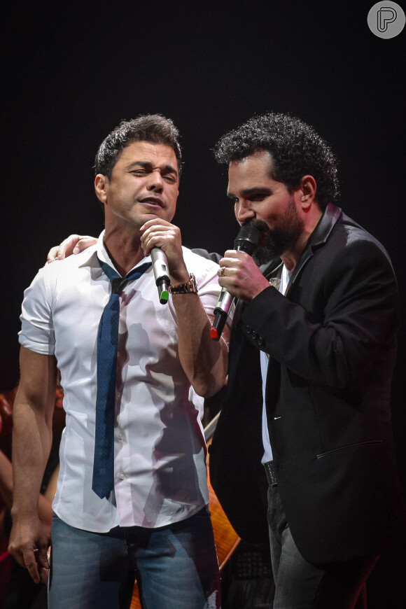 Zezé Di Camargo e Luciano se apresentam em São Paulo após suposto desentendimento nesta semana, em 12 de novembro de 2016