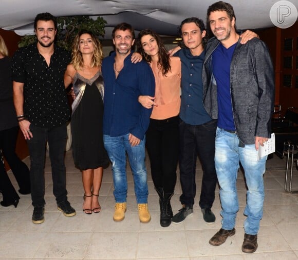 A diretora da Globo Amora Mautner prestigiou os amigos na noite de estreia