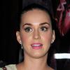Katy Perry, recentemente, conseguiu vender a mansão que morava com o ex-marido, Russel Brand
