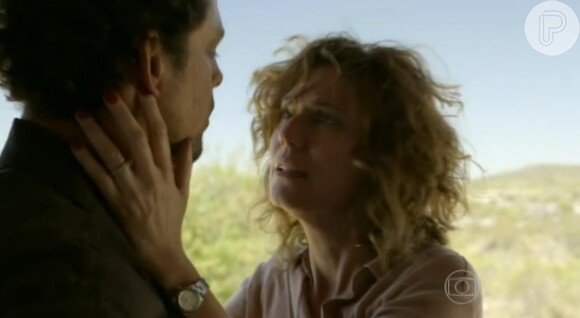 Em 'Amores Roubados', Leandro também se envolve com Isabel (Patrícia Pillar), que é mãe de Antonia