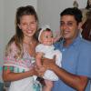 Debby Lagranha batizou a filha, Maria Eduarda, neste domingo, 12 de janeiro de 2014