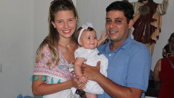 Debby Lagranha batiza a filha, Maria Eduarda: 'Princesa'