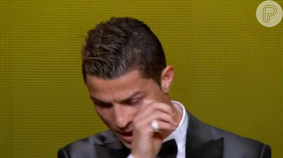 Esta é a segunda vez que Cristiano Ronaldo recebeu o prêmio, que estava nas mãos de Messi há quatro anos