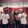 Prontos pra balada: Neymar com amigos em Barcelona, entre eles, Daniel Alves