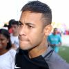 Tio de Neymar, Benício Santos, conversou com o Purepeople nesta quarta-feira, 28 de dezembro de 2016, sobre posts polêmicos no Facebook de sua filha