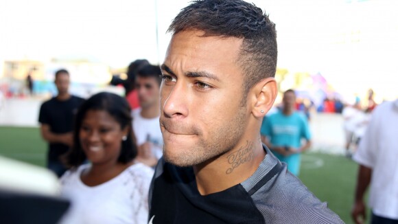Tio de Neymar esclarece crítica da filha sobre Bruna Marquezine: 'Não é próxima'