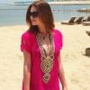 Marina apostou no pink com transparência para dia de praia em Doha, no Qatar