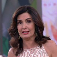 Fátima Bernardes chora no 'Encontro' ao se despedir para férias: 'Emocionada'