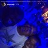 Neymar solta a voz ao lado de amigos durante festa de Réveillon