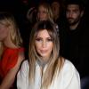 Kim Kardashian assiste ao desfile de alta-costura de Stephane Rolland, em Paris, na França
