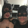Bruna Marquezine se reaproximou em julho do ano passado e voltaram a aparecer juntos em dezembro, quando foram fantasiados de Batman e Mulher-Gato à festa de aniversário de Gabriel Medina