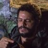 Wagner (Felipe Mago) confessa a verdade para Mario (Bruno Gagliasso) antes de ser assassinado, na novela 'Sol Nascente'