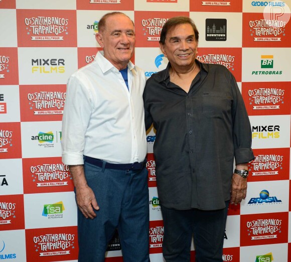 Renato Aragão e Dedé Santana vão à pré-estreia do filme 'Os Saltimbancos Trapalhões', no Kinoplex Itaim, no Itaim Bibi, em São Paulo, na manhã deste sábado, 7 de janeiro de 2016