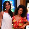 Maria Joana e Cinara Leal prestigiaram Suzana Pires, autora da novela 'Sol Nascente', na peça 'De perto ela não é normal', no teatro Fashion Mall, em São Conrado, Zona Sul do Rio de Janeiro, na noite deste sábado, 7 de janeiro de 2016