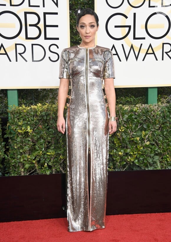Ruth Negga de Louis Vuitton no Globo de Ouro 2017, em Los Angeles, nos Estados Unidos, na noite deste domingo, 8 de janeiro de 2017