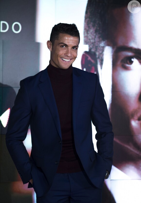 A eleita de Cristiano Ronaldo é a modelo Georgina Rodríguez, de 21 anos