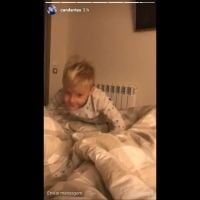 Filho de Neymar brinca de malhar na cama e dá show de fofura: 'Atleta'. Vídeo!