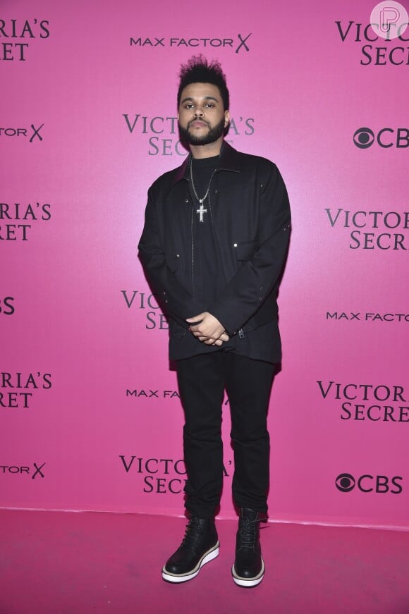 The Weeknd, ex-namorado da modelo Bella Haddid, estava no maior clima de romance com Selena Gomez
