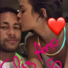 Neymar se declara para a namorada, Bruna Marquezine, em foto publicada pela atriz no Instagram
