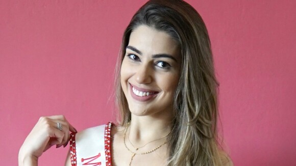 'BBB17': Vivian Amorim já detonou reality show em comentário no Twitter.'Fraude'