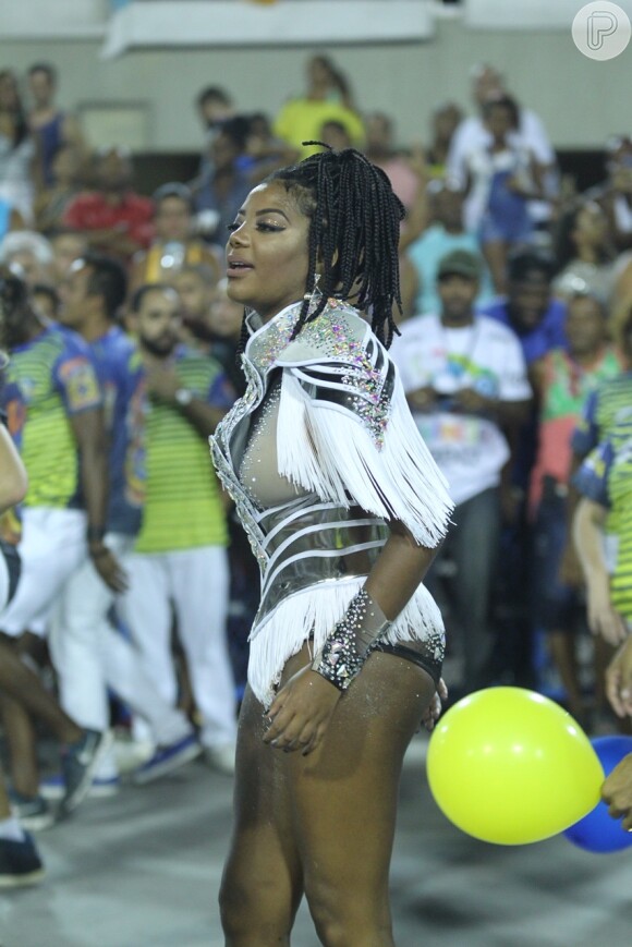 Ludmilla começou sua carreira musical com o nome artístico MC Beyoncé, e agora vai fazer parte do desfile em homenagem à cantora internacional
