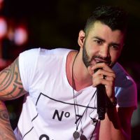 Gusttavo Lima é criticado por aparência e rebate: 'Sou cantor e não modelo'
