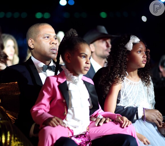 Blue Ivy homenageou o roqueiro Prince na 59ª edição do Grammy