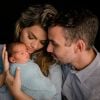 Kelly Key mostra ensaio newborn do filho Arthur em fotos divulgadas ao Purepeople nesta segunda-feira, dia 13 de fevereiro de 2017