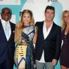Os jurados do 'The X-Factor' 2012, L.A. Reid, Demi Lovato, Simon Cowell e Britney Spears, posam reunidos para foto