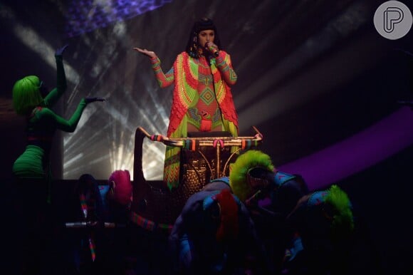Katy Perry no BRIT Awards 2014, realizado em Londres na noite desta quarta-feira, 19 de fevereiro de 2014