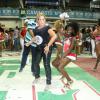Susana Vieira cai no samba em ensaio da Grande Rio, em 26 de fevereiro de 2014