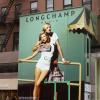 Em março de 2009, campanha estrelada por Kate ficou estampando a fachada em obras da nova loja Longchamp de Nova York