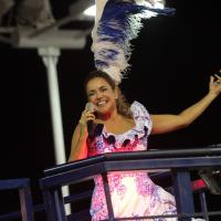 Daniela Mercury empolga o público de Salvador com homenagem a Dorival Caymmi
